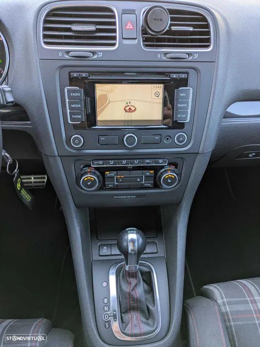 VW Golf 2.0 GTI DSG - 6