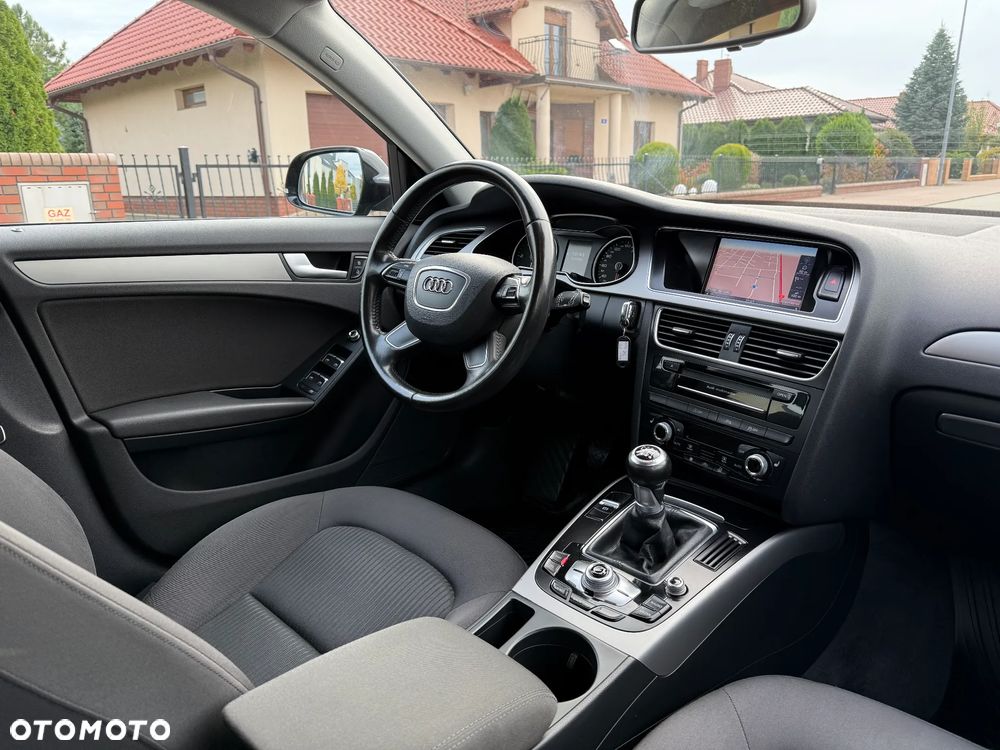 Audi A4 Avant 2.0 TDI - 28
