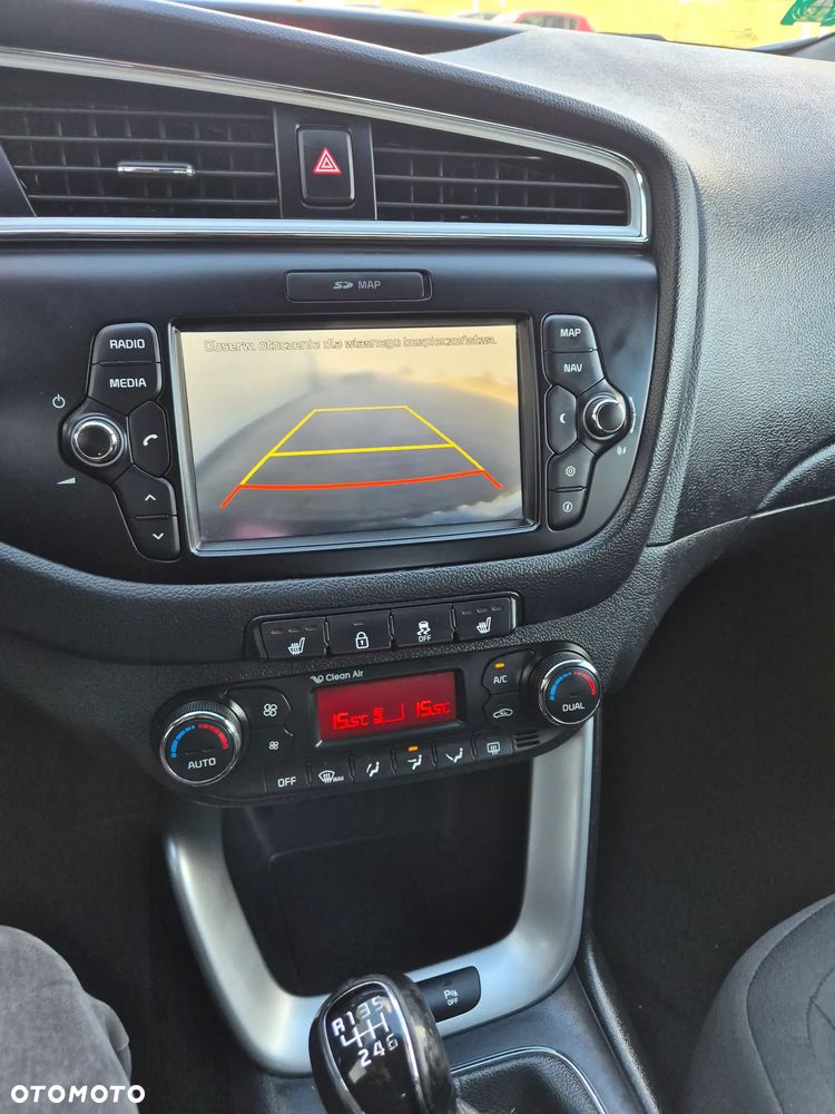 Kia Ceed 1.6 CRDi 136 ISG Dream-Team Edition - 17