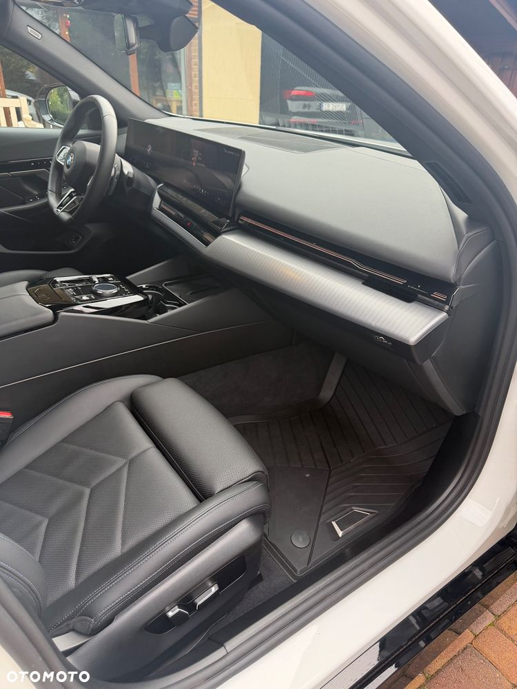 BMW Seria 5 - 15