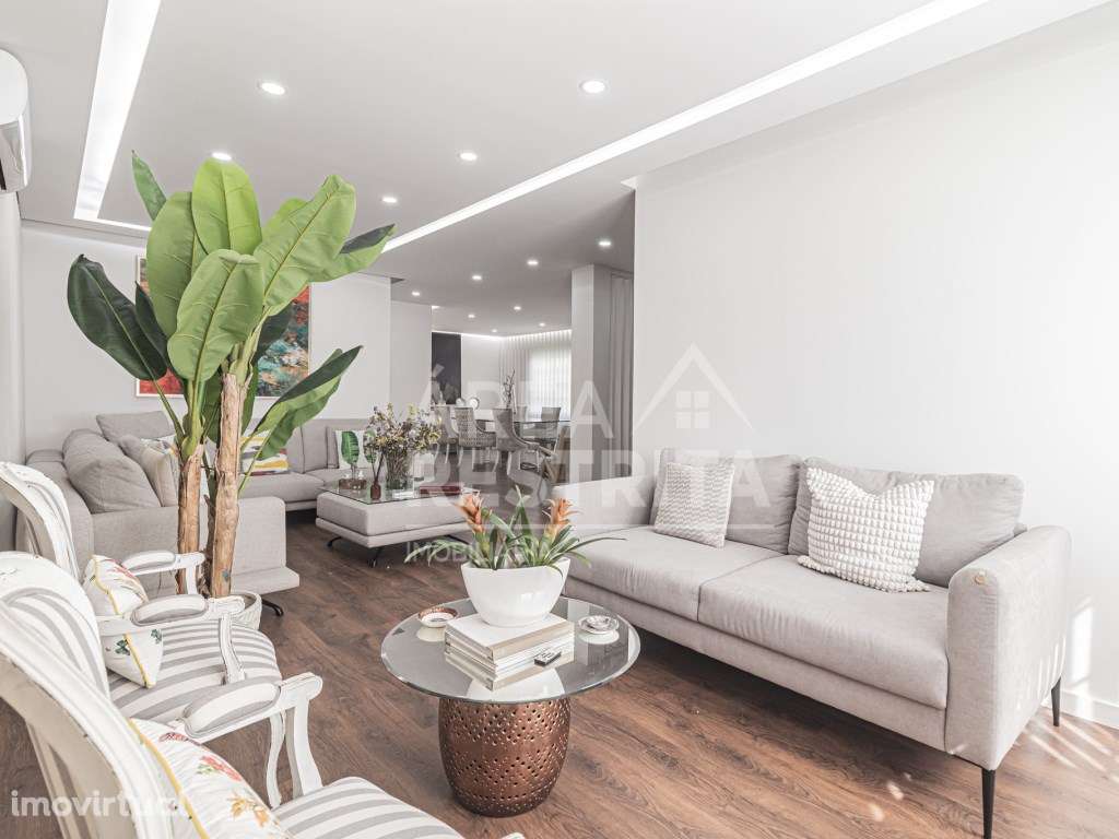 Moradia Isolada T4 com piscina de agua quente em Pinhal Frades, Fer... - Grande imagem: 4/60