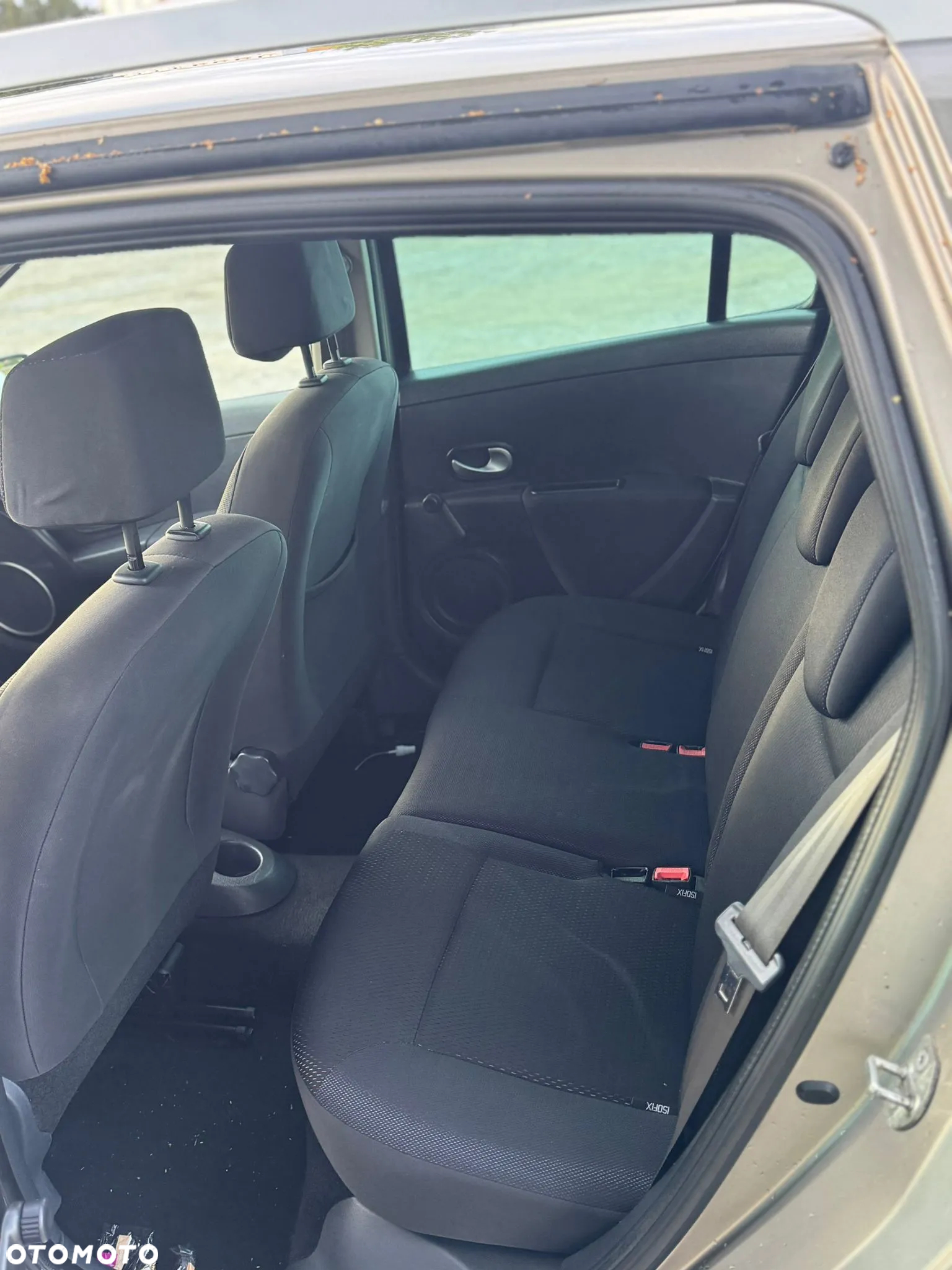 Renault Clio 1.2 16V 75 Collection - 10