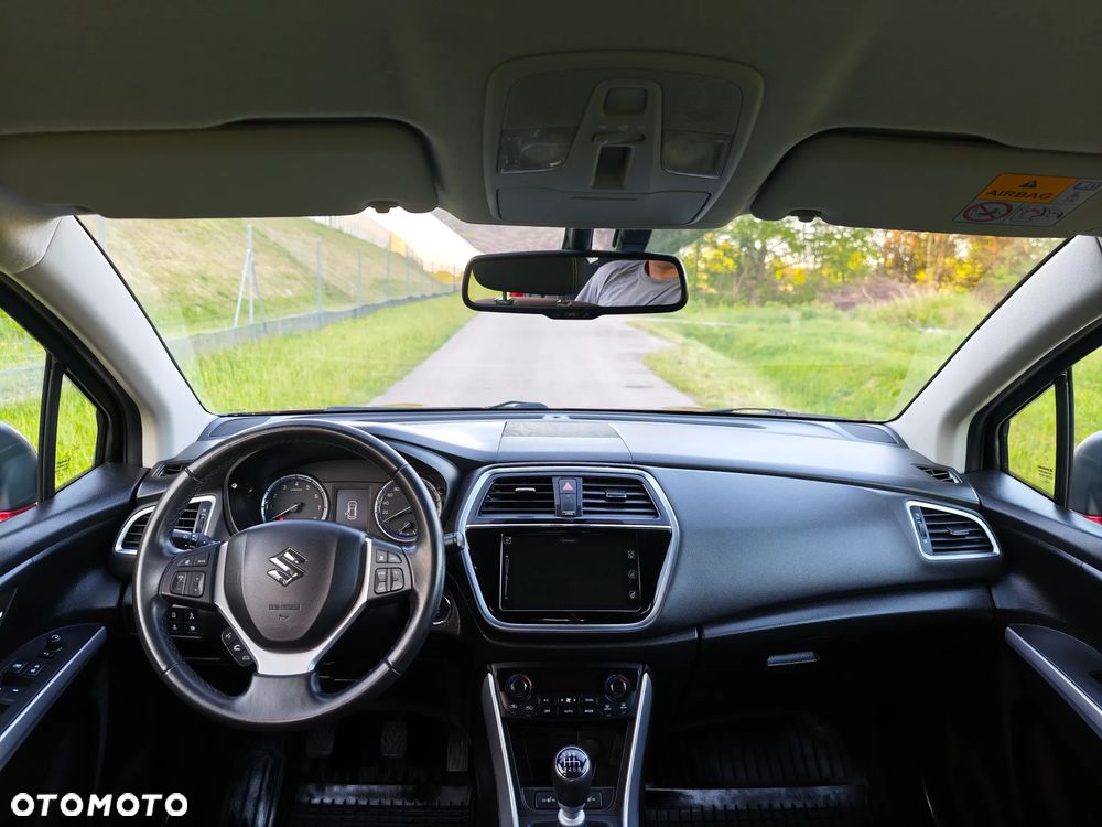 Suzuki SX4 S-Cross - 13