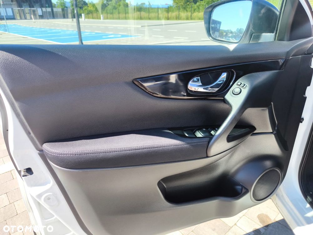 Nissan Qashqai 1.5 dCi Visia - 30