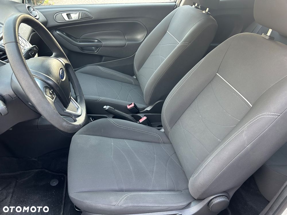 Ford Fiesta - 23