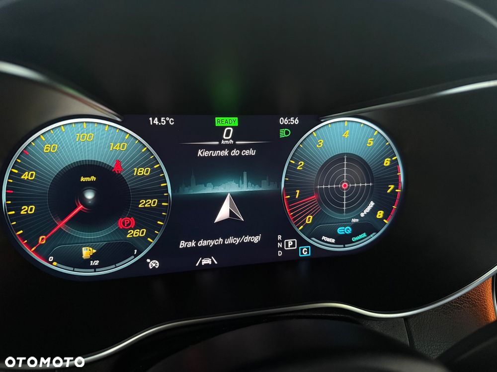 Mercedes-Benz GLC 200 4Matic 9G-TRONIC AMG Line Plus - 30