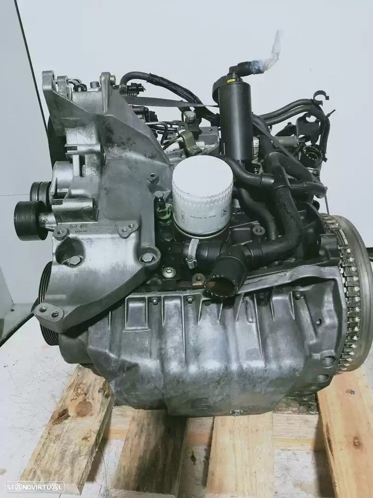 MOTOR COMPLETO VOLVO V40 BREAK FAMILIAR 2000 -D4192T3 - 1