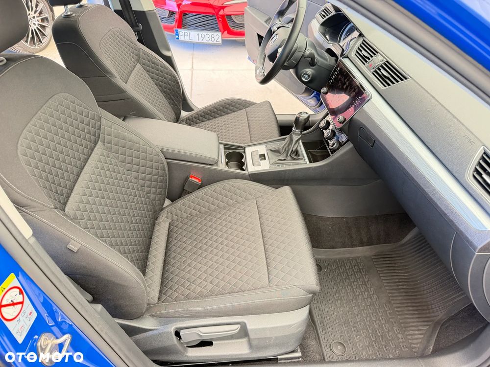 Skoda Superb 2.0 TDI SCR Ambition - 7
