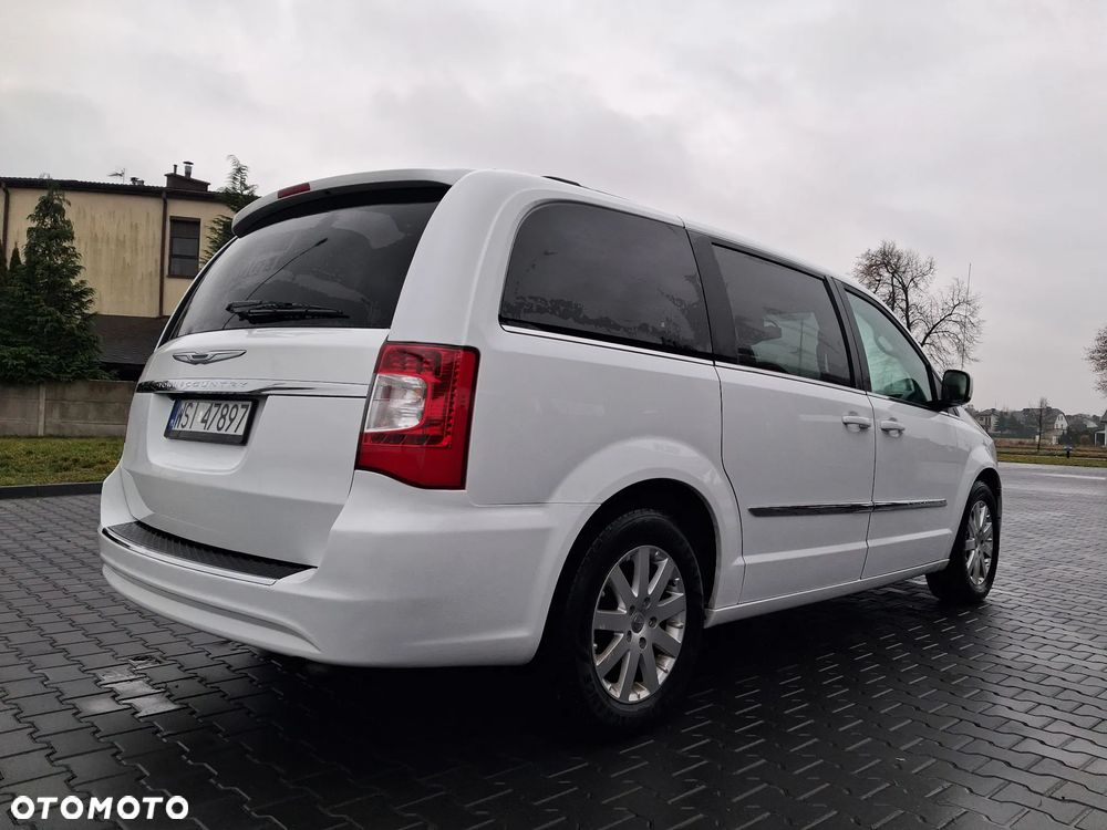 Chrysler Town & Country 3.6 Touring - 8