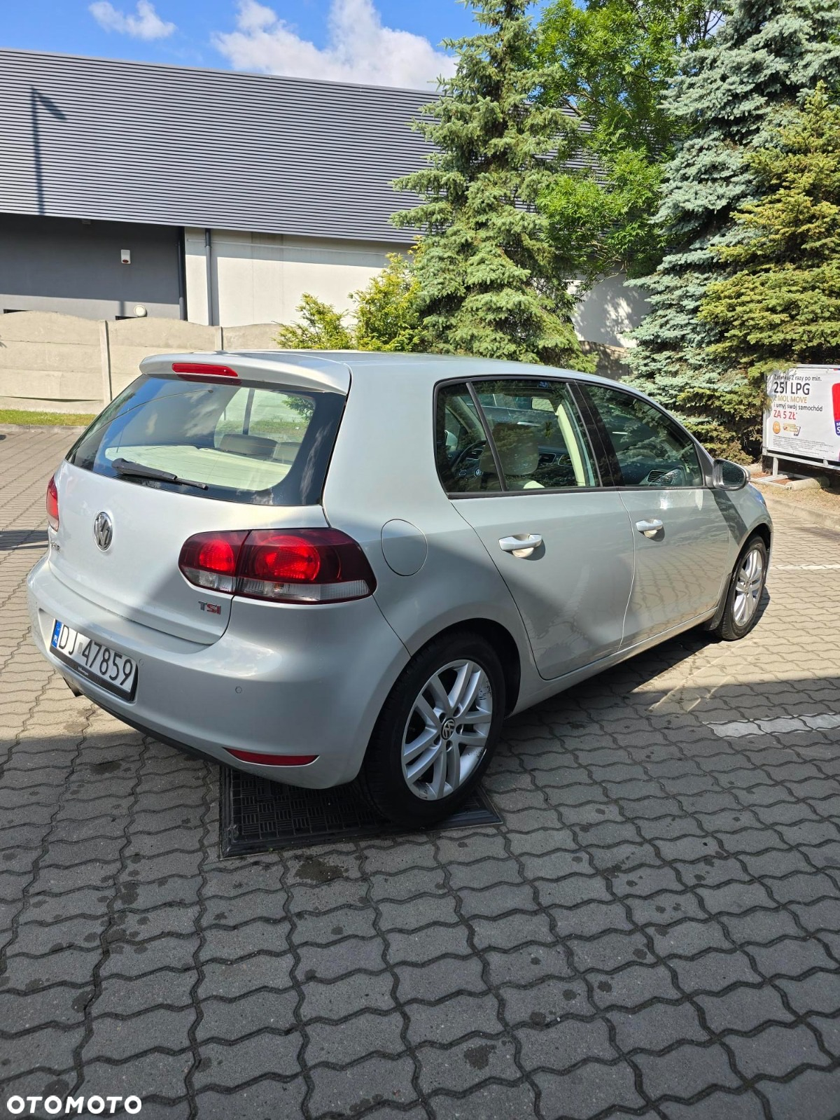 Volkswagen Golf - 16