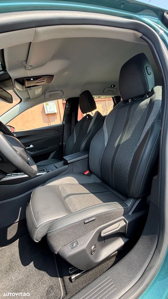 Peugeot 308 1.6L 180 EAT8 PHEV Active Pack - 34