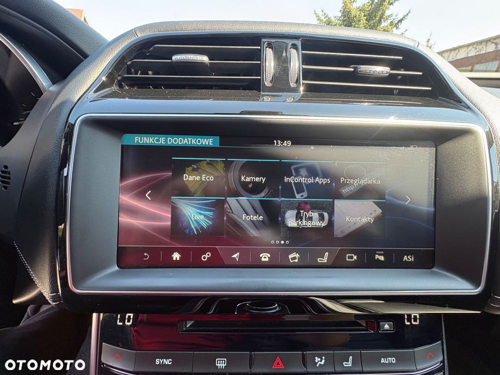 Jaguar XE 20d R-Sport Ingenium Edition - 14