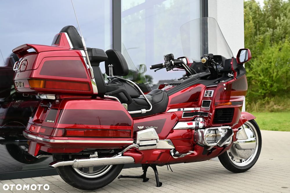 Honda GL - 40