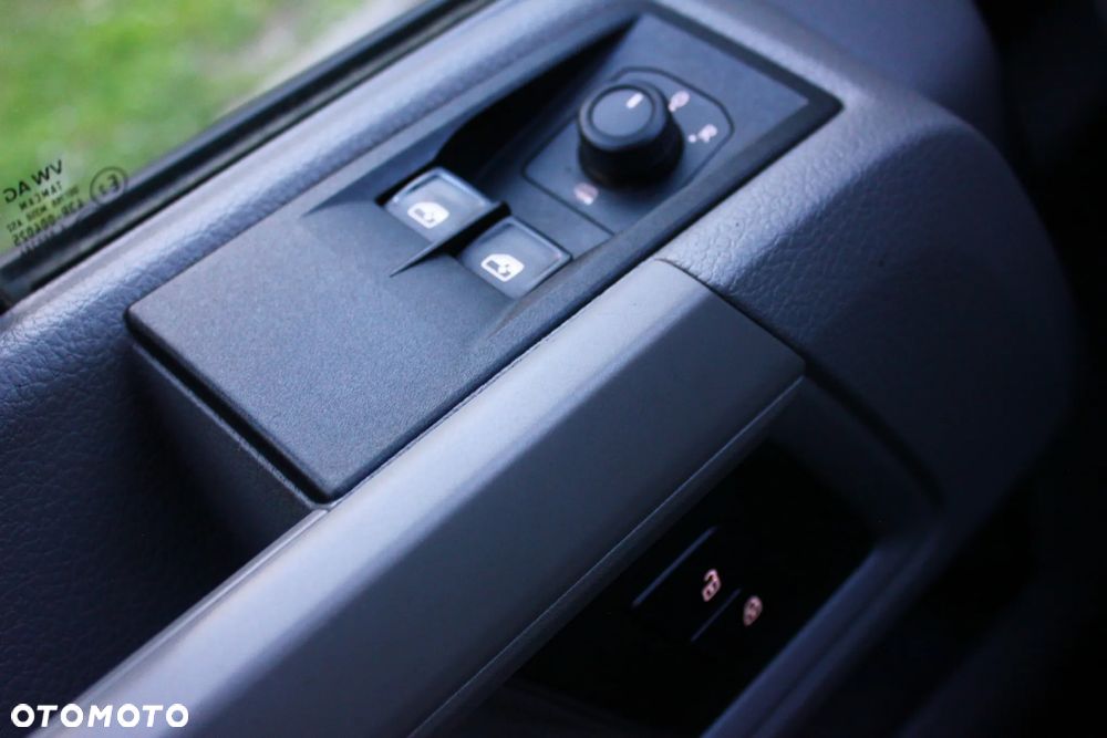 MAN TGE 3.140 2.0 TDI 140KM L3H2 BLASZAK 3 OSOBOWY PERFEKT AUTO VF23% - 28