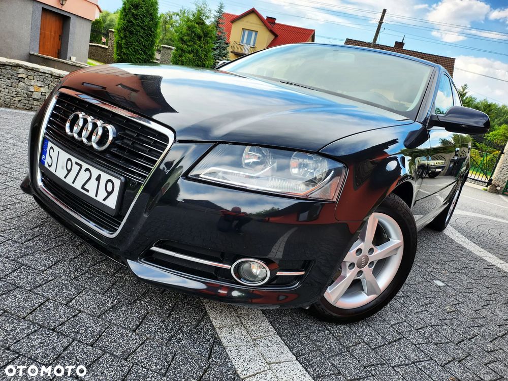 Audi A3 Sportback - 1