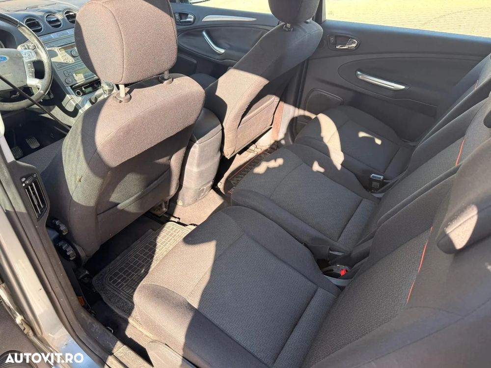 Ford S-Max 2.0 TDCi Titanium - 8