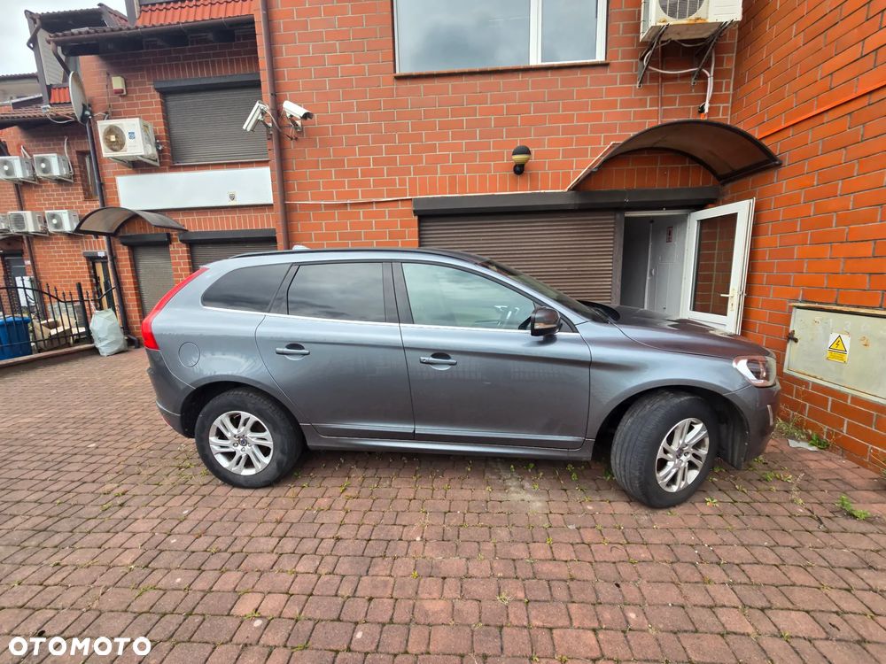 Volvo XC 60 - 4