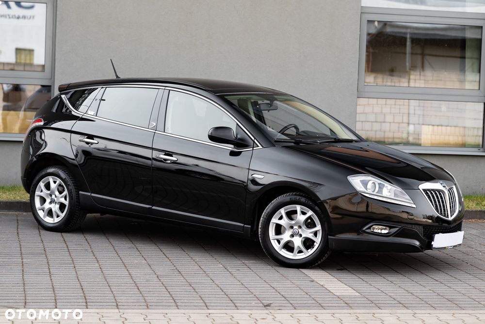 Lancia Delta 1.4 T-Jet Argento Euro5 - 3