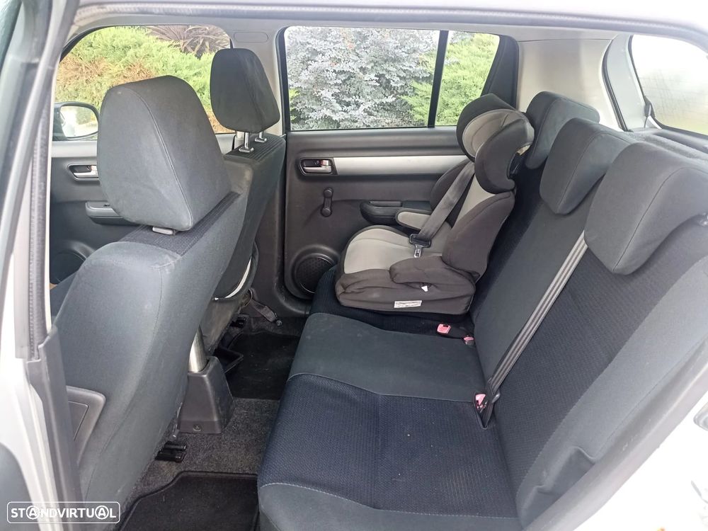 Suzuki Swift 1.3 DDiS GL - 7