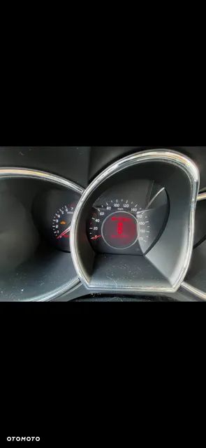 Kia Rio - 7