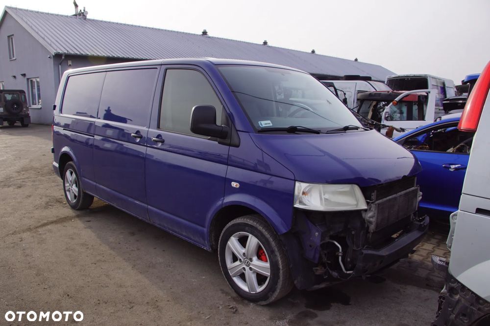 Auto na części - Volkswagen Transporter T5 2.5 TDI 130 KM BNZ KPE LL5M 2008R Silnik Skrzynia Drzwi Maska Klapa Błotnik Zderzak Lampa Szyba Klamka Lusterko Deska Kokpit Sterownik Moduł Czujnik Licznik Wyświetlacz Panel Kierownica - 2