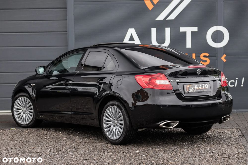 Suzuki Kizashi 2.4 Sport 4WD CVT - 11