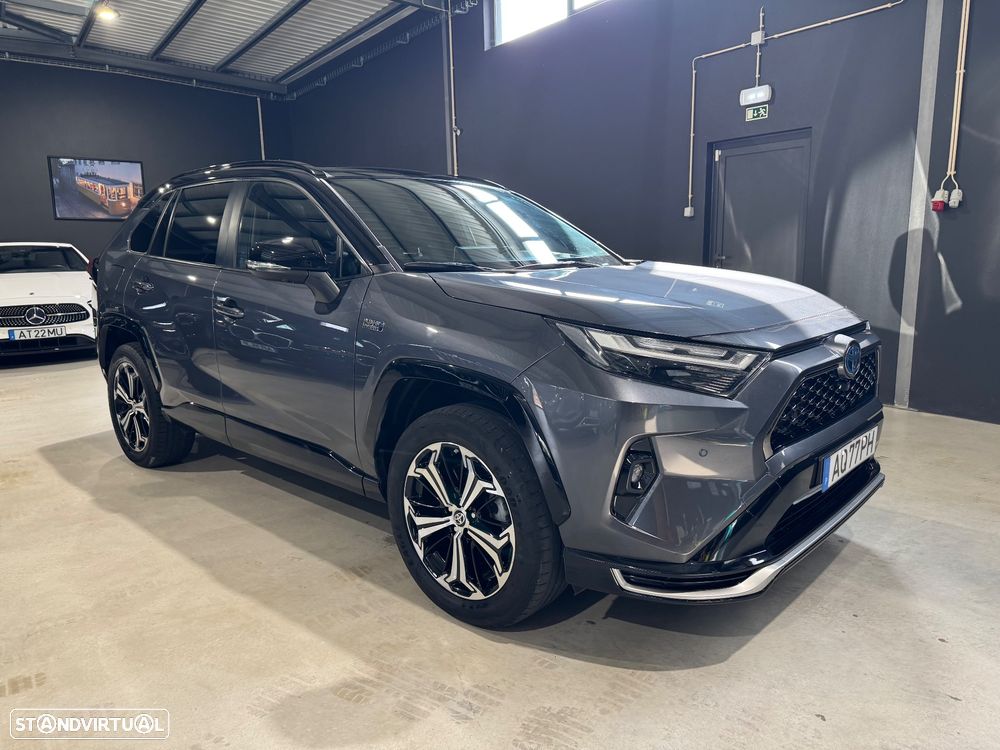 Toyota RAV4 2.5 HDF Plug-in Square Co.AWD-i - 2