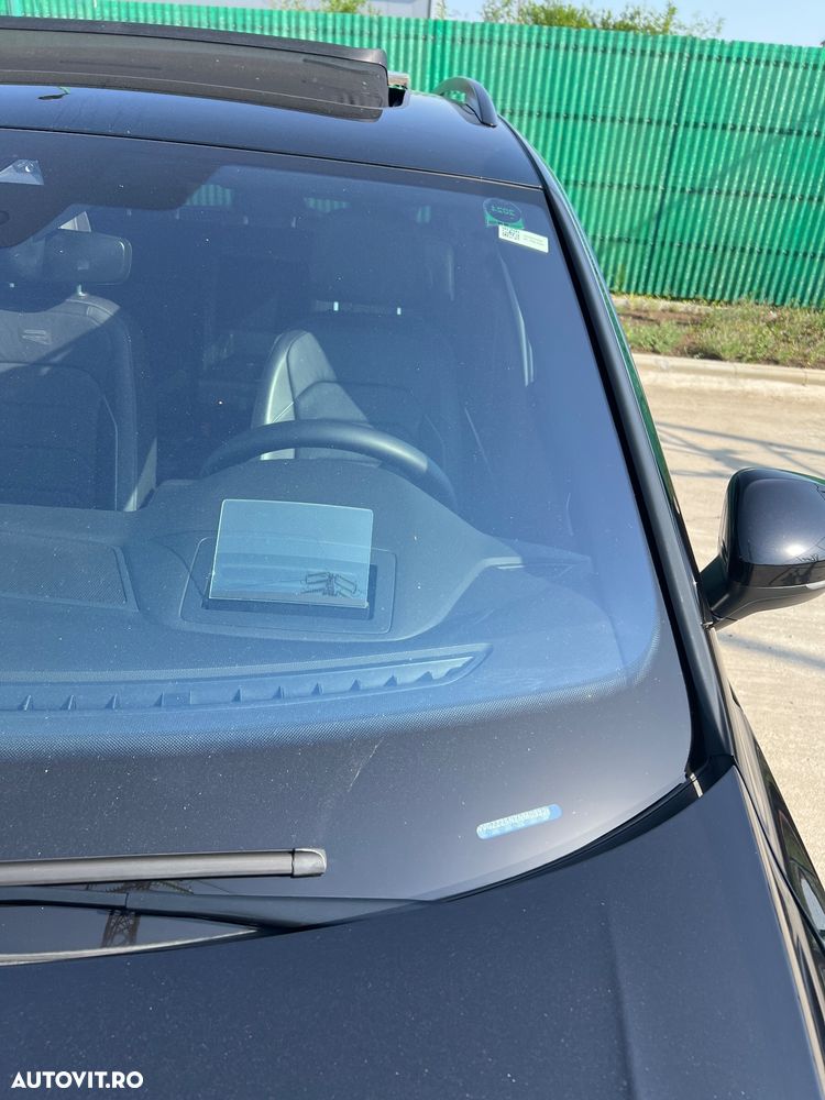 Volkswagen Tiguan - 11
