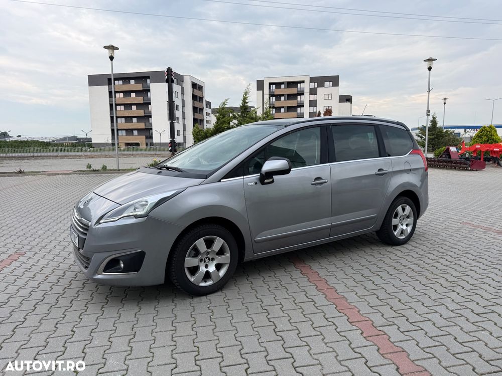 Peugeot 5008 1.6 THP Active - 32