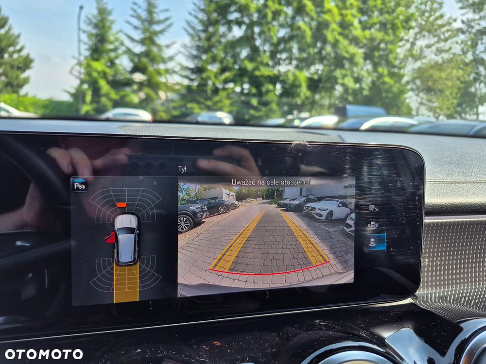 Mercedes-Benz EQB 300 66.5kWh 4-Matic AMG - 21