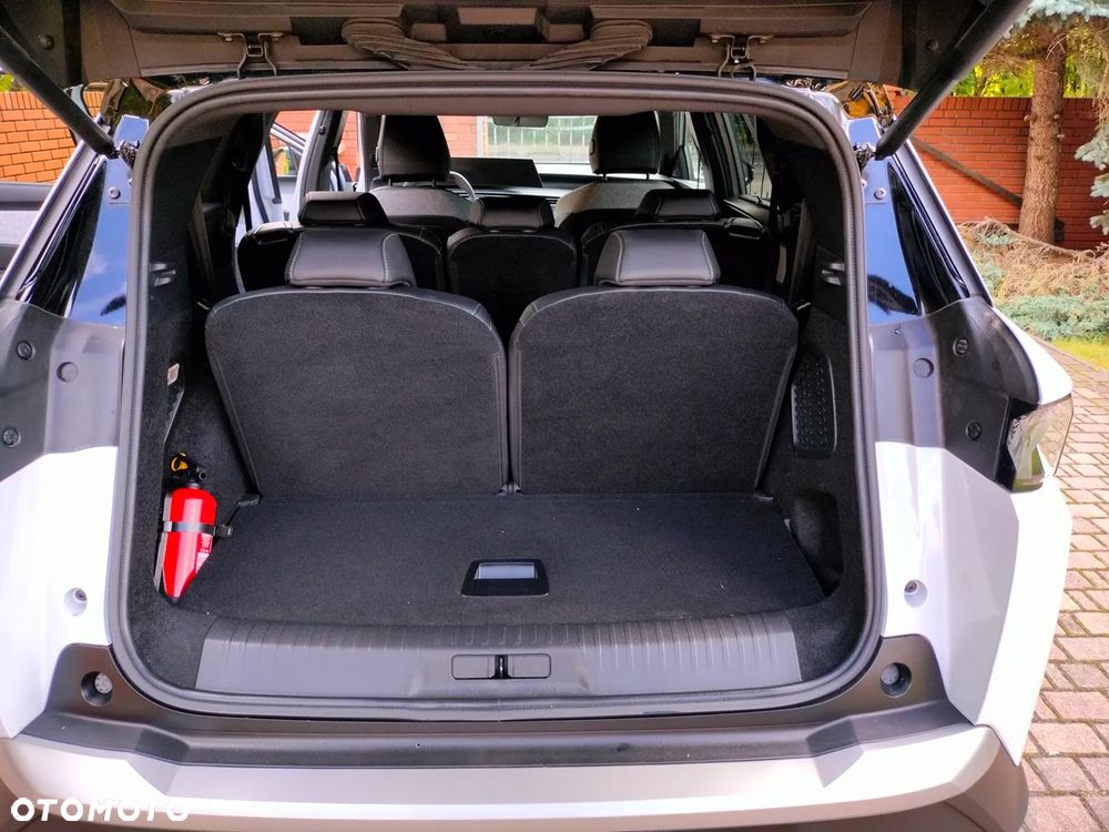 Peugeot 5008 1.2 PureTech mHEV GT S&S e-DCS6 - 16