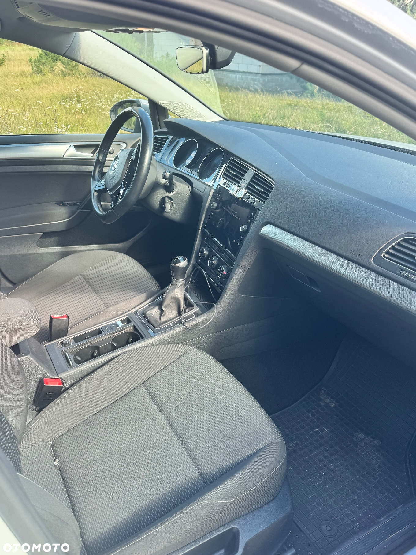 Volkswagen Golf VII 1.0 TSI BMT Comfortline - 19