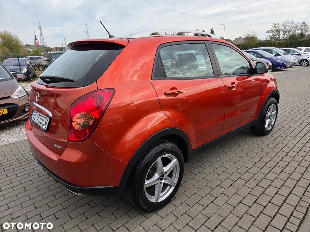 KG Mobility Korando 2012 photo 5