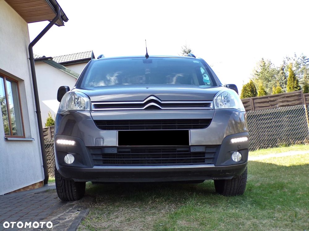 Citroën Berlingo Multispace PureTech 110 SHINE - 6