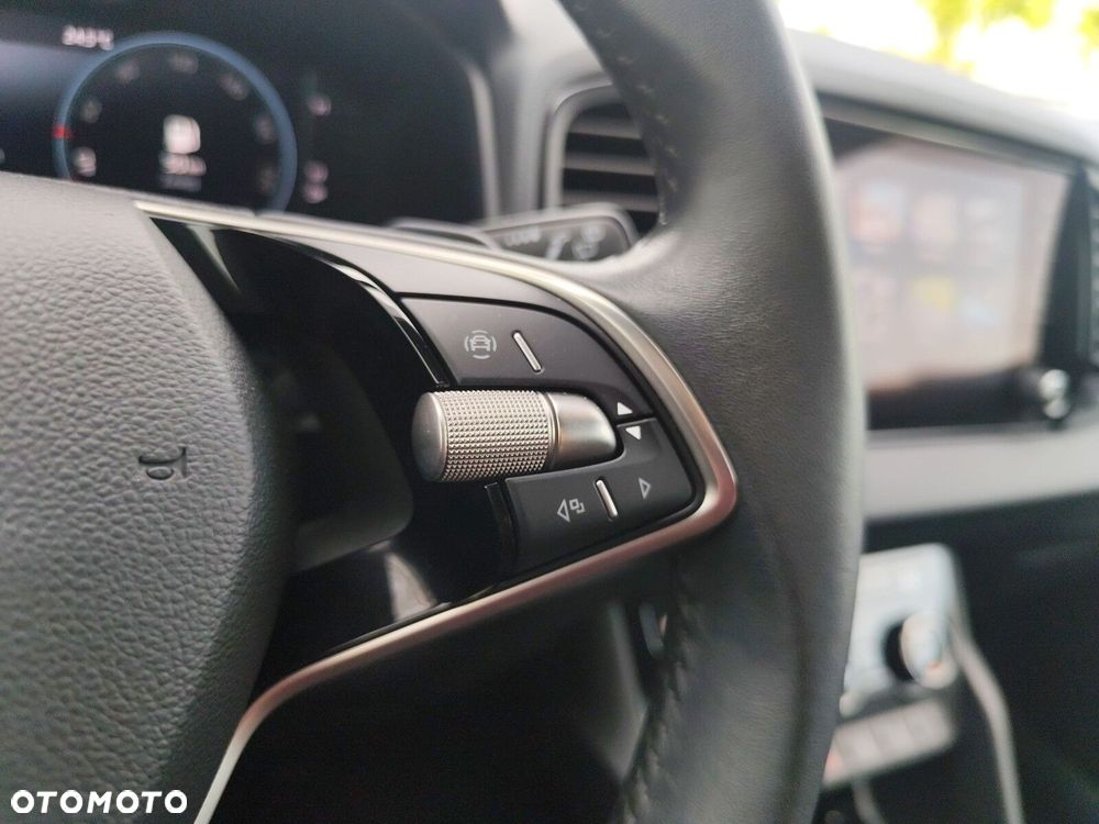 Skoda Karoq 1.5 TSI ACT Selection DSG - 19