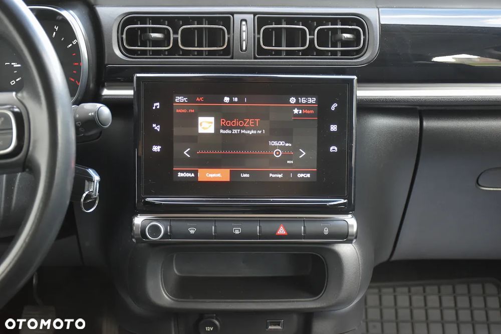 Citroën C3 1.2 PureTech Shine - 30