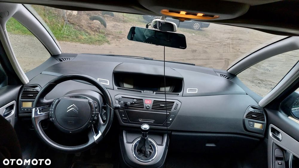 Citroën C4 Picasso 1.8 16V Confort - 10