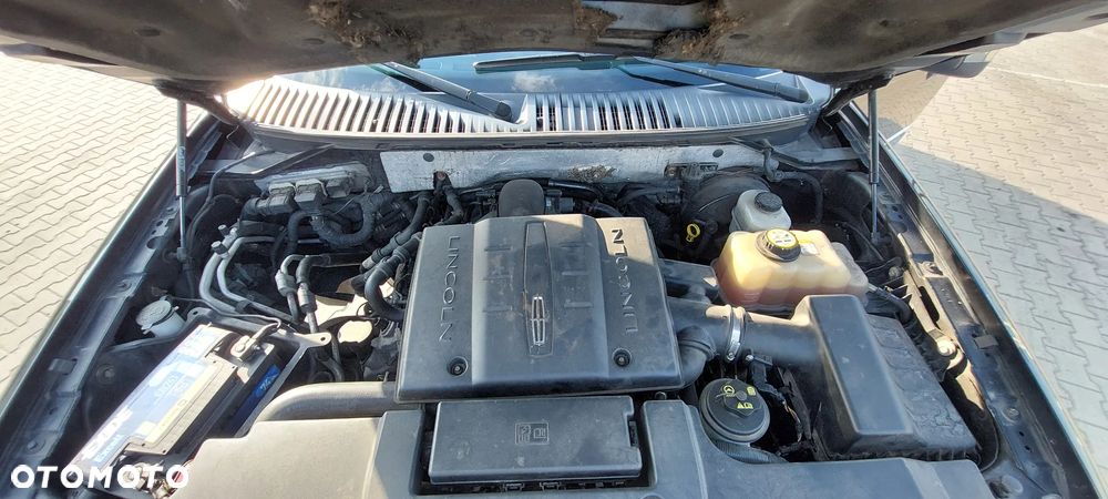 Lincoln Navigator 5.4 4x2 - 23