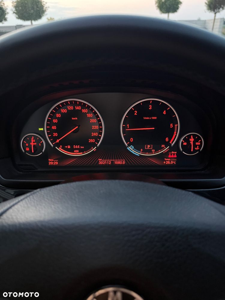 BMW Seria 5 520d - 10