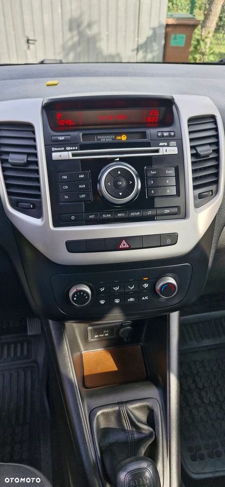 Kia Venga 1.4 CRDi L - 10
