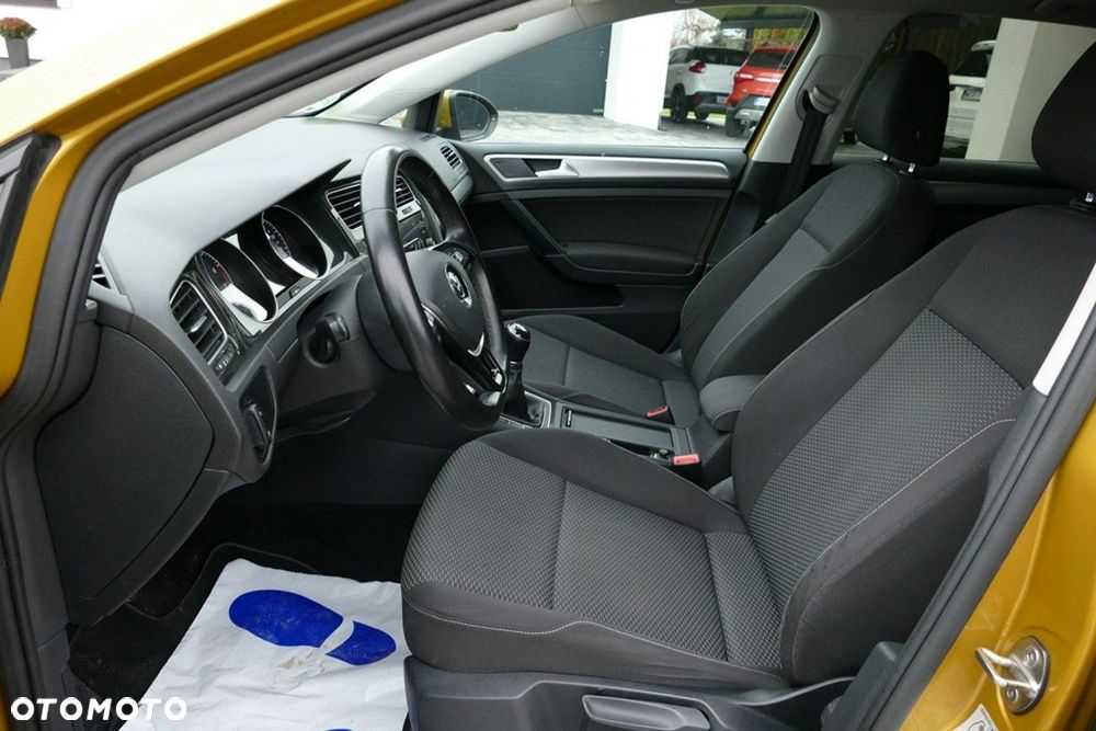 Volkswagen Golf 1.0 TSI Highline - 17