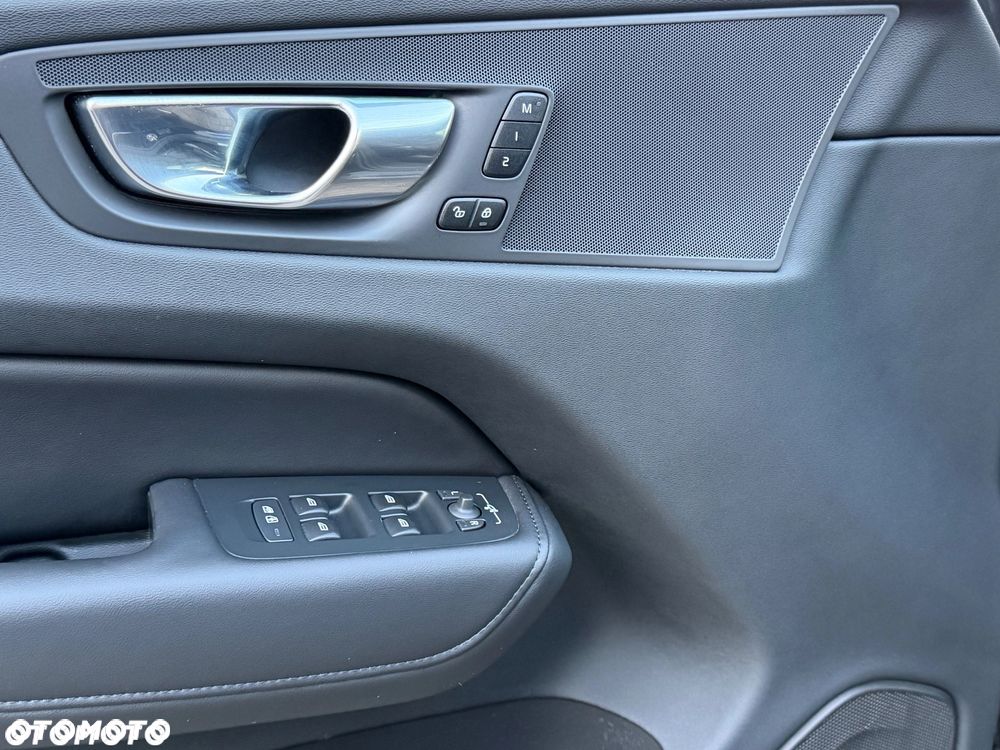 Volvo XC 60 B4 D Geartronic Inscription - 16