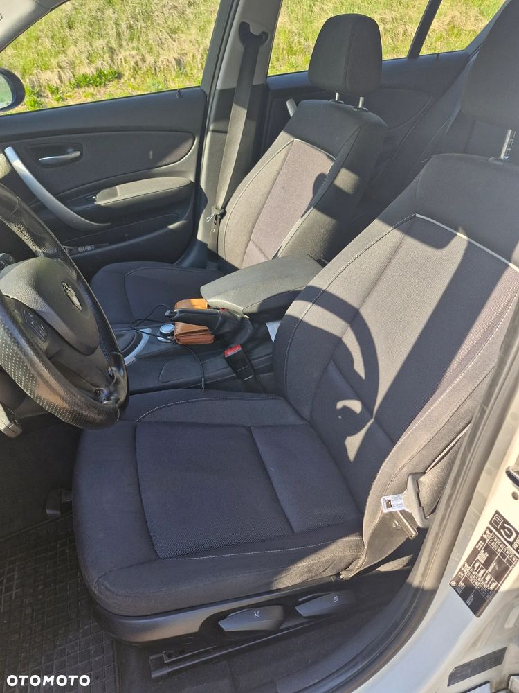 BMW Seria 1 120d DPF Edition Lifestyle - 14