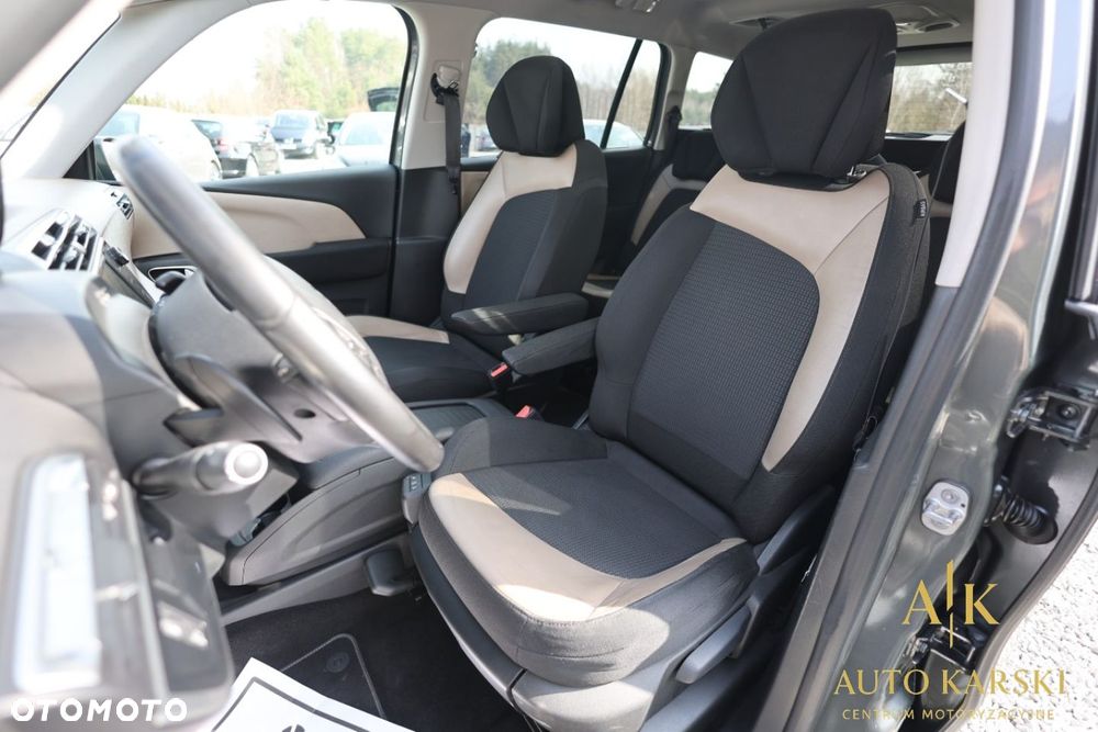 Citroën C4 Grand Picasso - 38