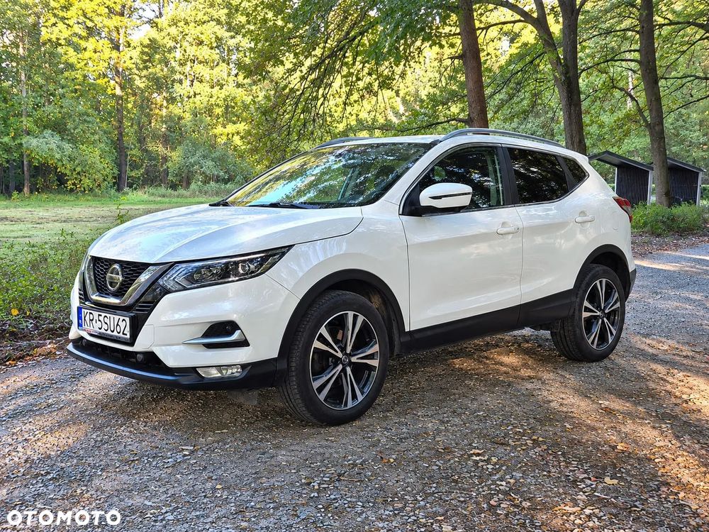 Nissan Qashqai 1.3 DIG-T N-Connecta DCT - 1