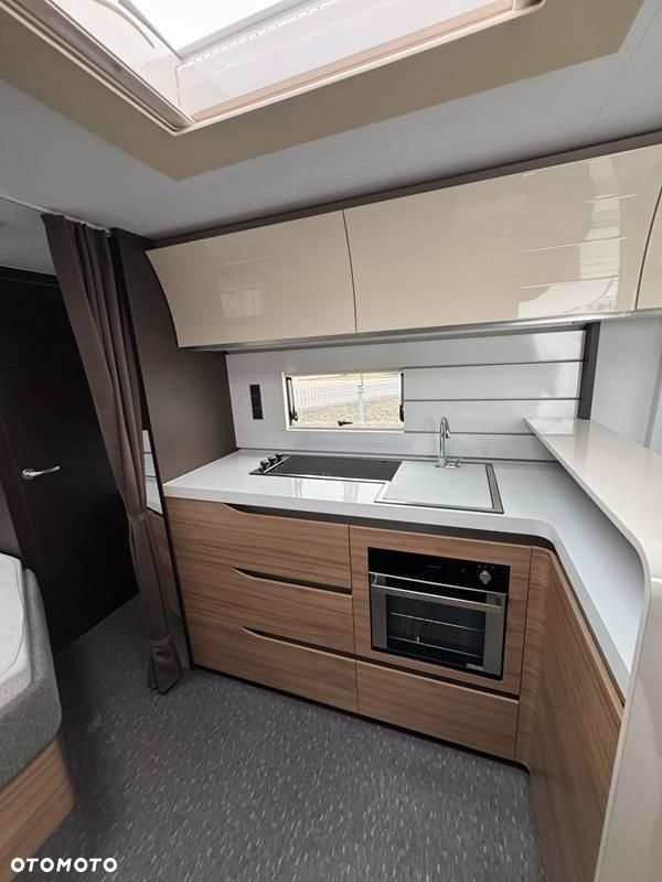 Adria Alpina 573UP Zimowa - 5