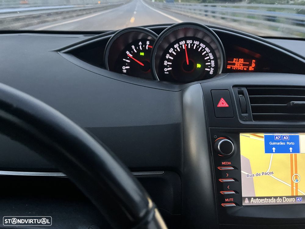 Toyota Verso 1.6 D-4D Comfort+GPS - 12