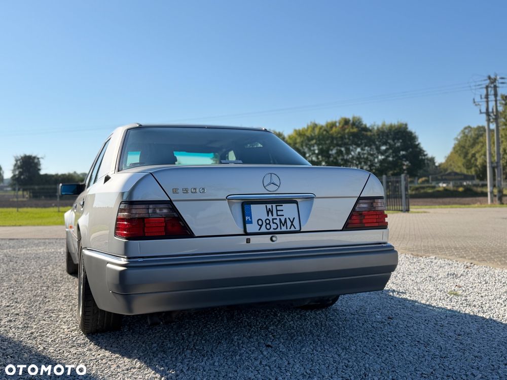 Mercedes-Benz Klasa E 500 - 14
