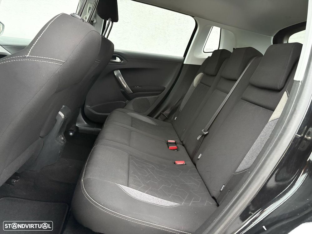 Peugeot 2008 1.2 PureTech Style - 14