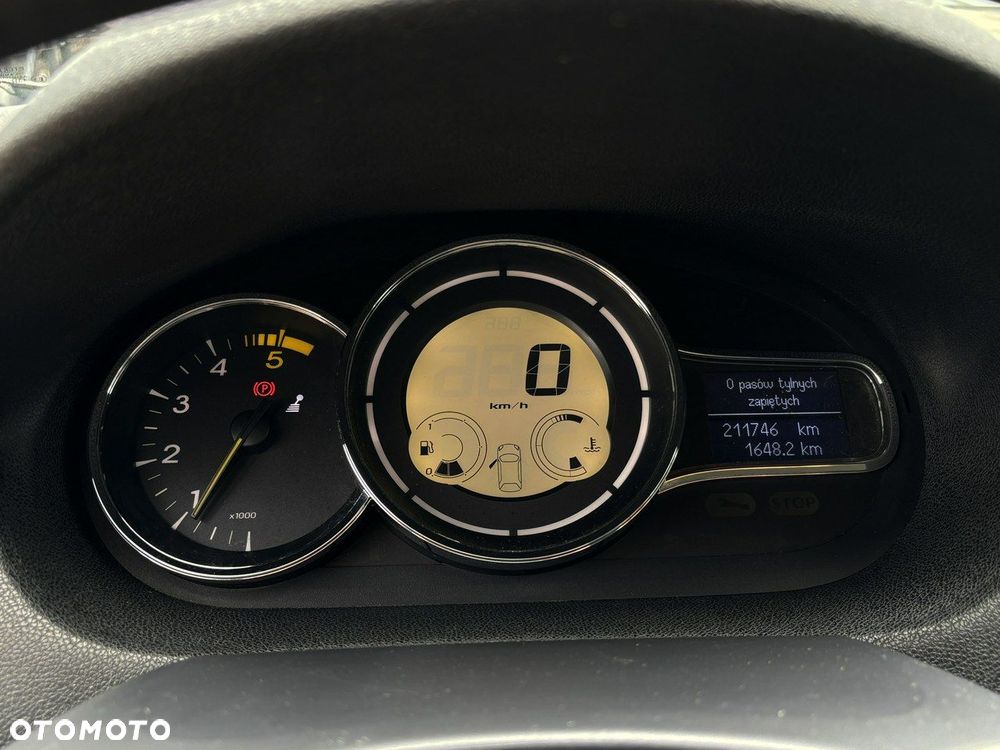 Renault Megane - 13